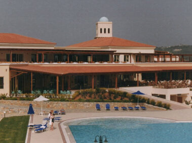 24 xenodoxeio pilot beach kriti per 04