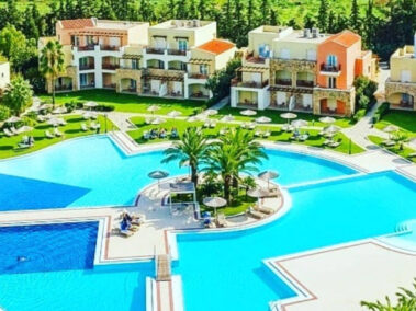 24 xenodoxeio pilot beach kriti per 05