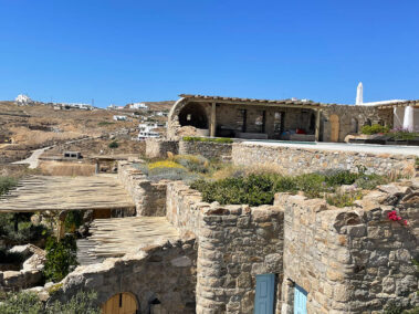31 xoulakia mykonos per 06