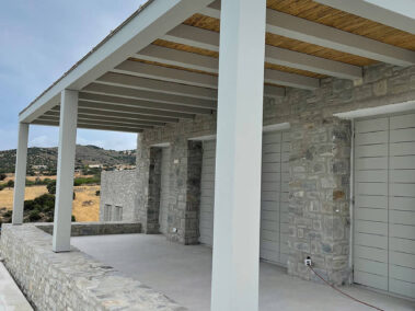 33 katoikia tripiti paros per 06