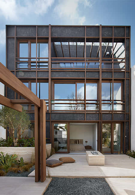 home pergkoles front n